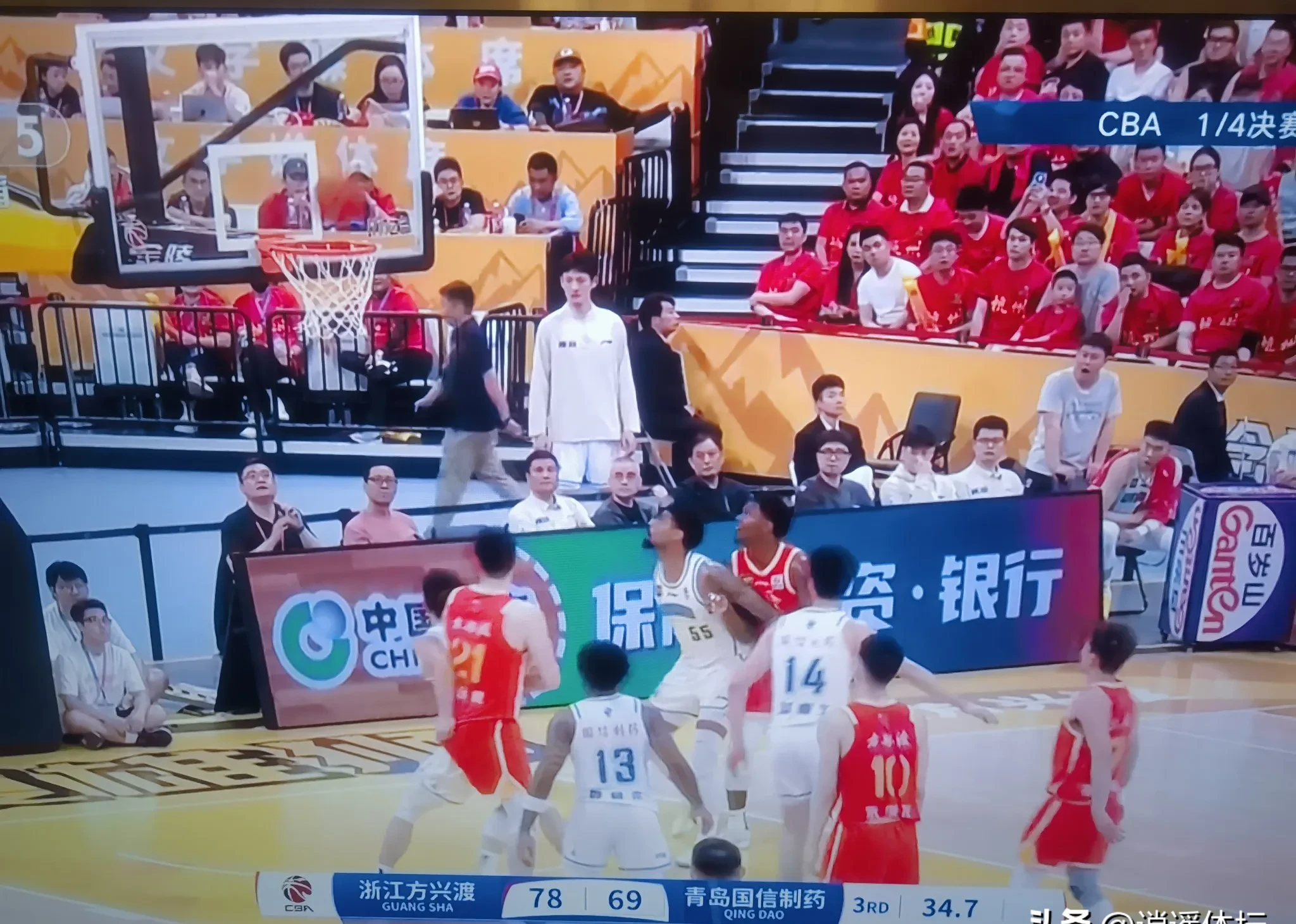  辽宁本钢迎世预赛关键赛，今晨强势反弹，目标明确，临场指挥获称赞